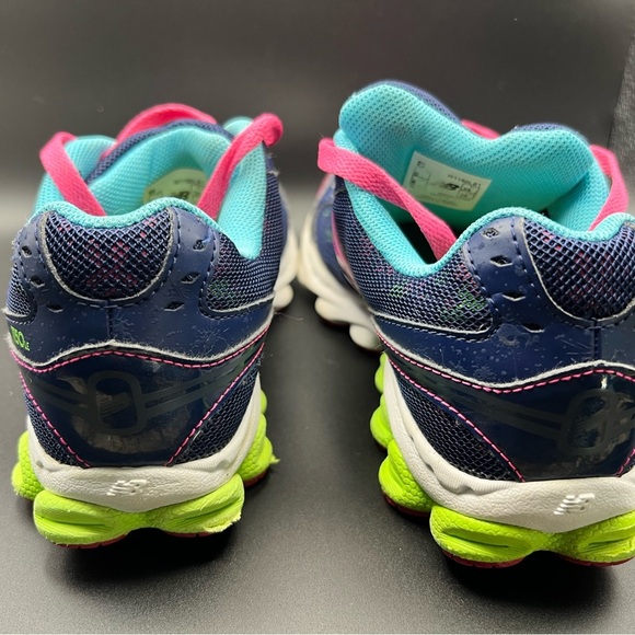 New Balance Navy and Pink Athletic Shoes - Picture 5 of 6
